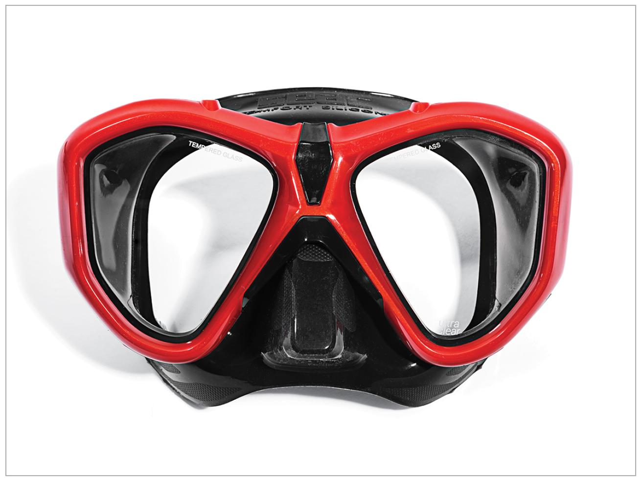 scuba diving masks
