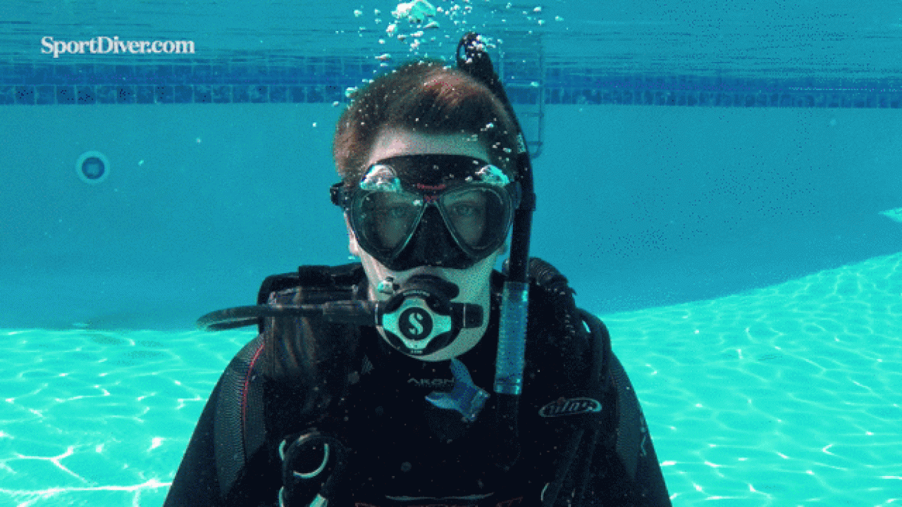 scuba diving hand signals