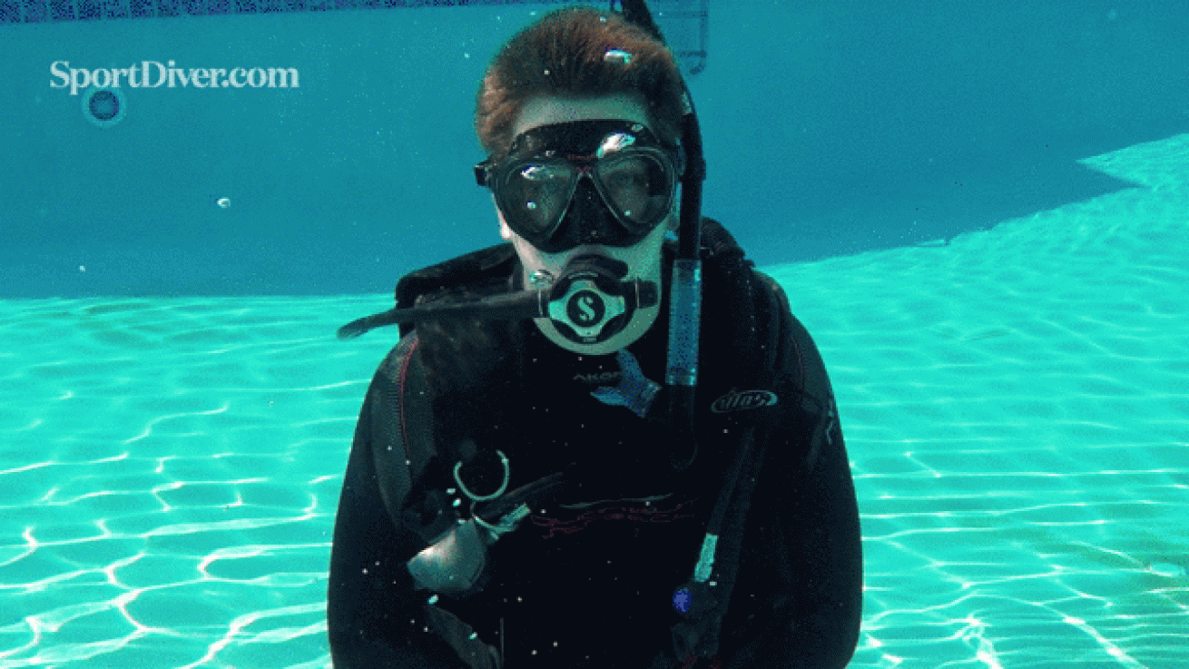 scuba hand signals stuck