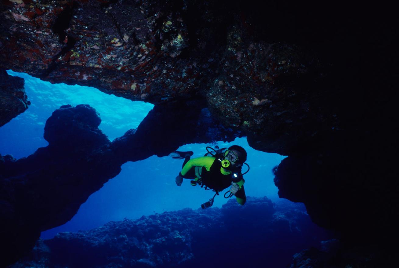 Kona Scuba Diving Cavern