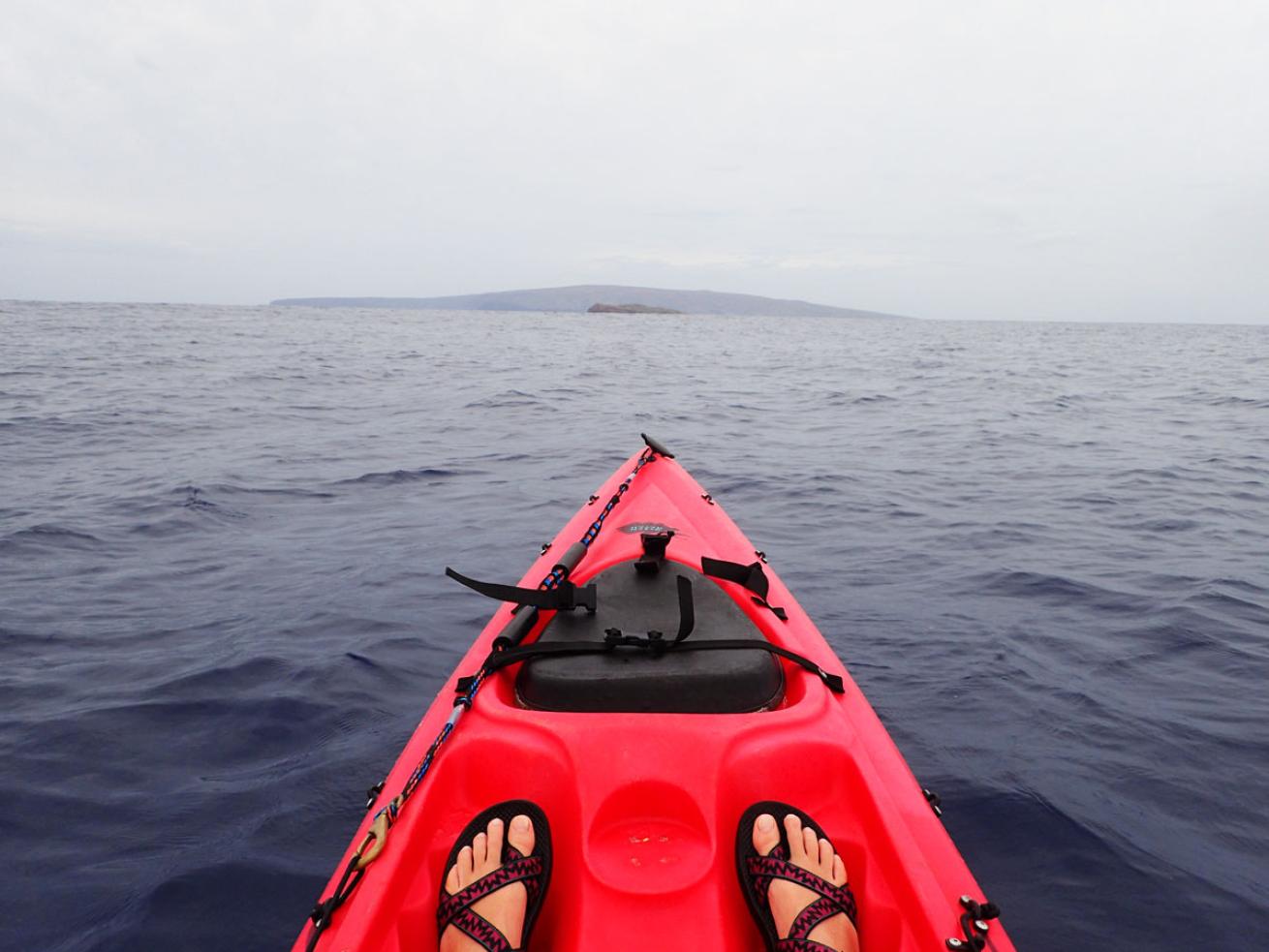 kayak tour in maui, hawaii