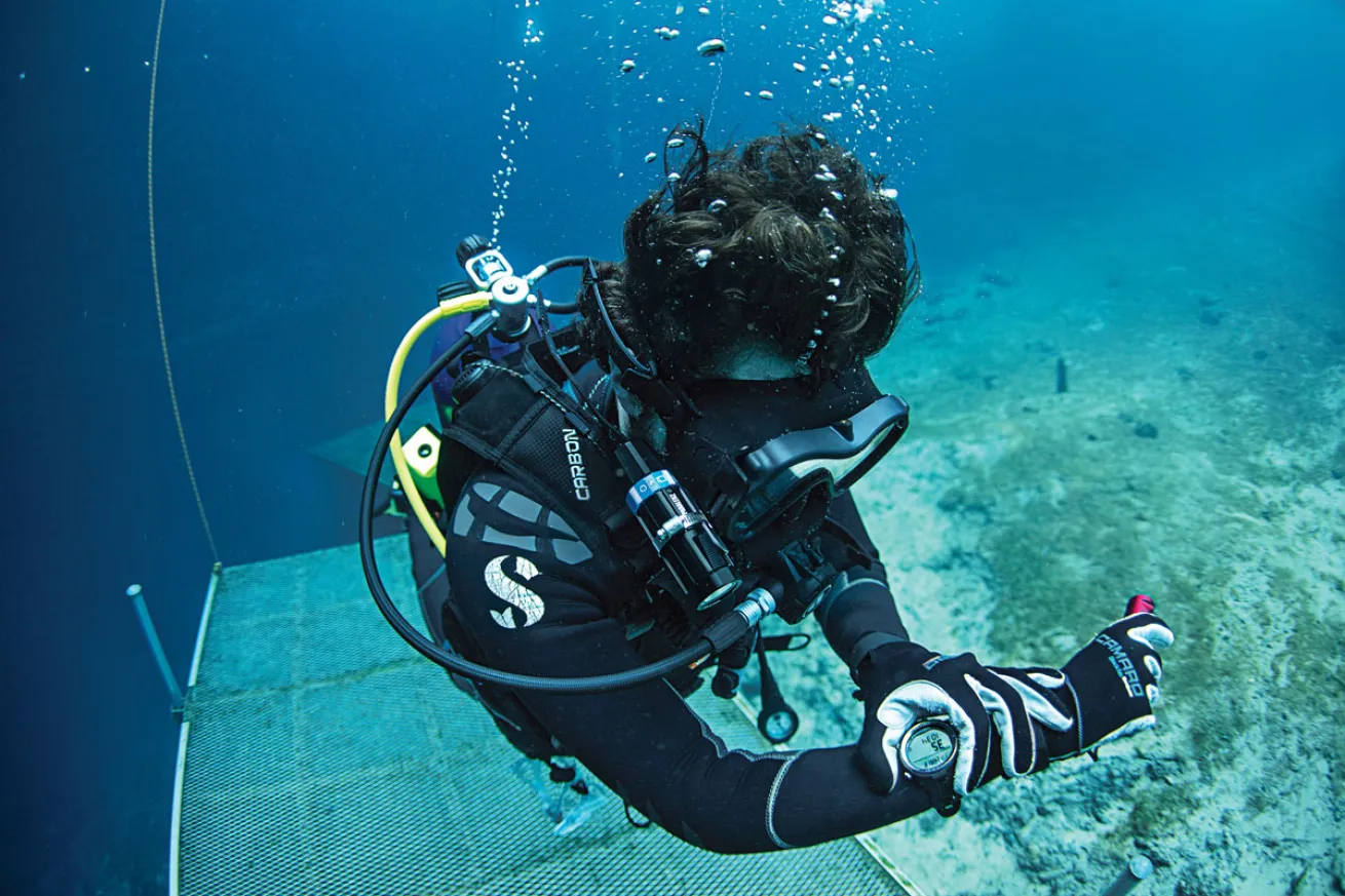 ScubaLab Test Diver Underwater