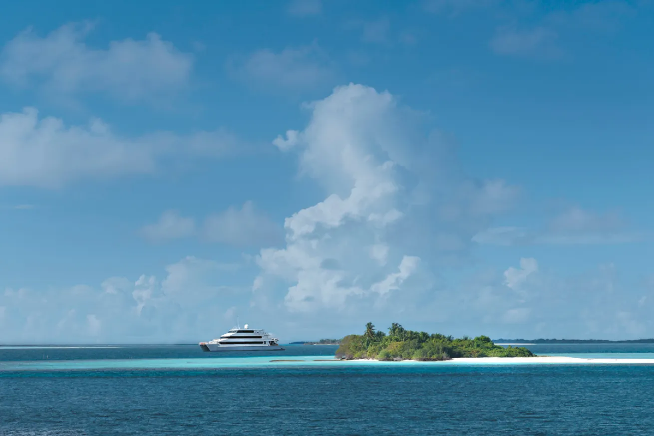 Four Seasons Explorer Liveaboard