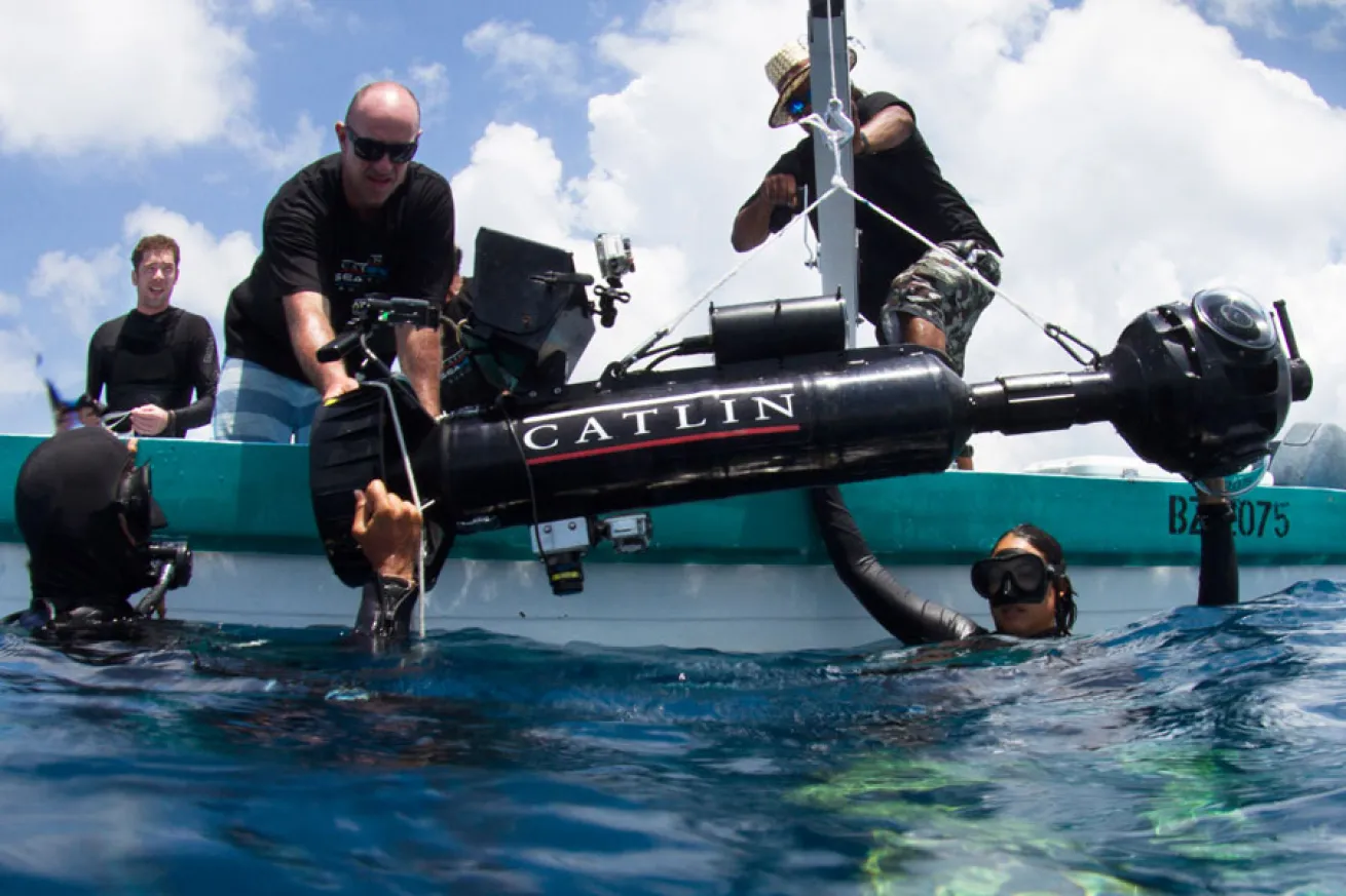 The Catlin Seaview Support Team