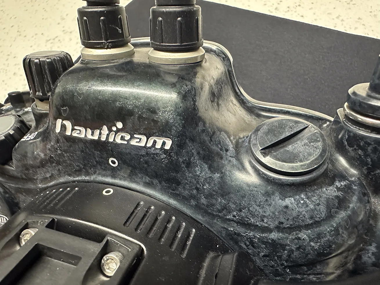 watermarks on anodized aluminum underwater housing