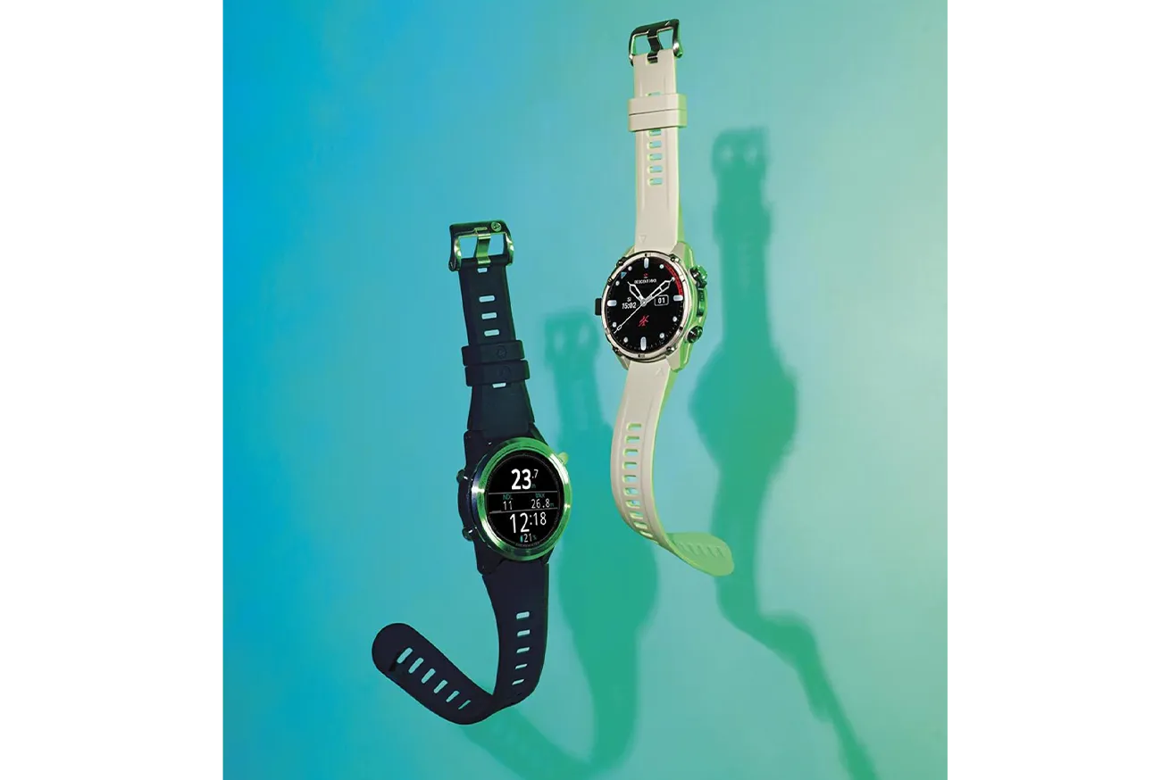 Left: Shearwater Tern and Tern TX; Right: Garmin Descent MK3 and MK3I