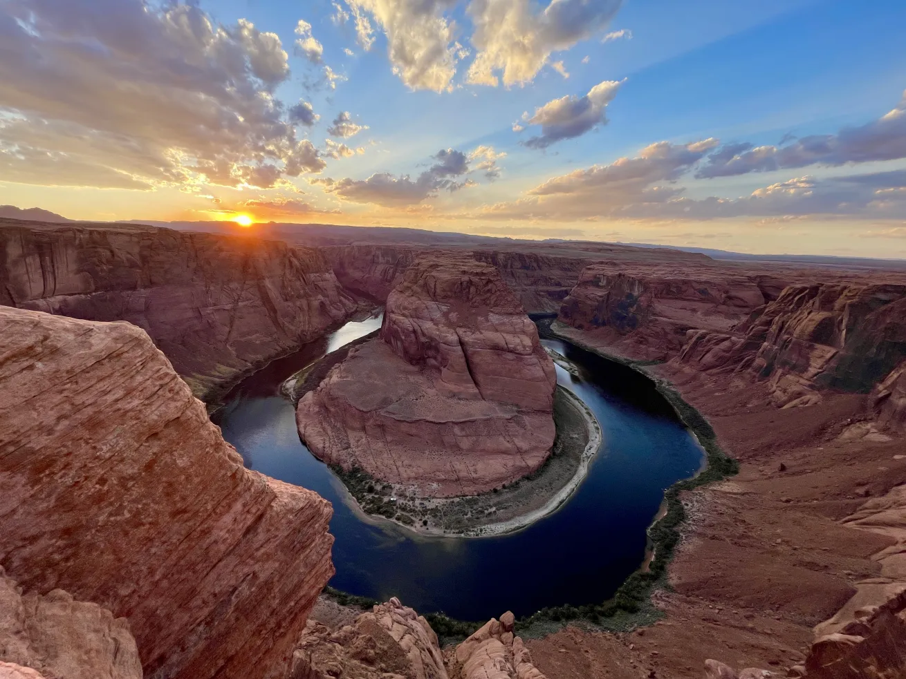 When diving in Lake Powell, don't forget to take in the views at nearby Horseshoe Bend in Page, Arizona.