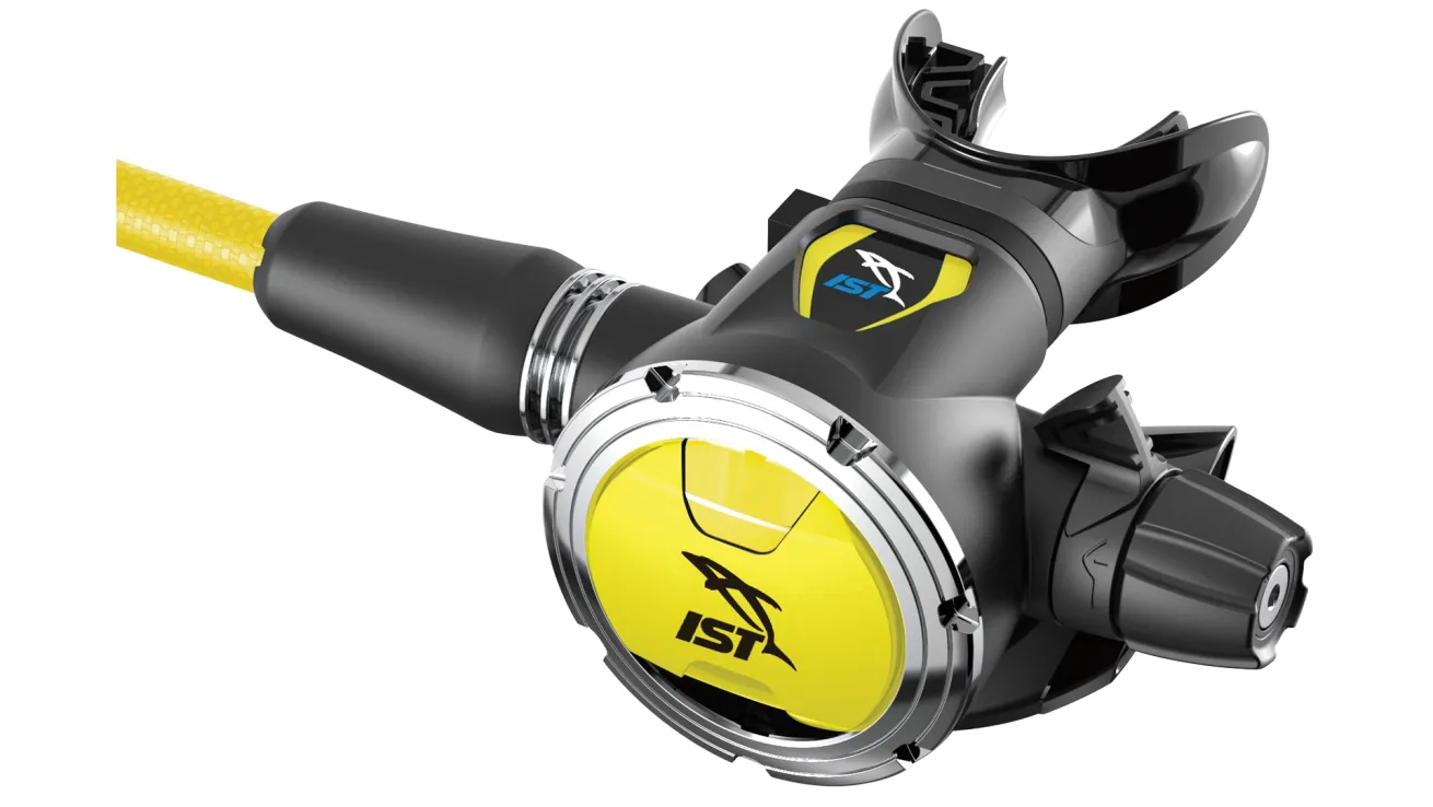 IST Sports O300 Octo alternate air source regulator with yellow hose