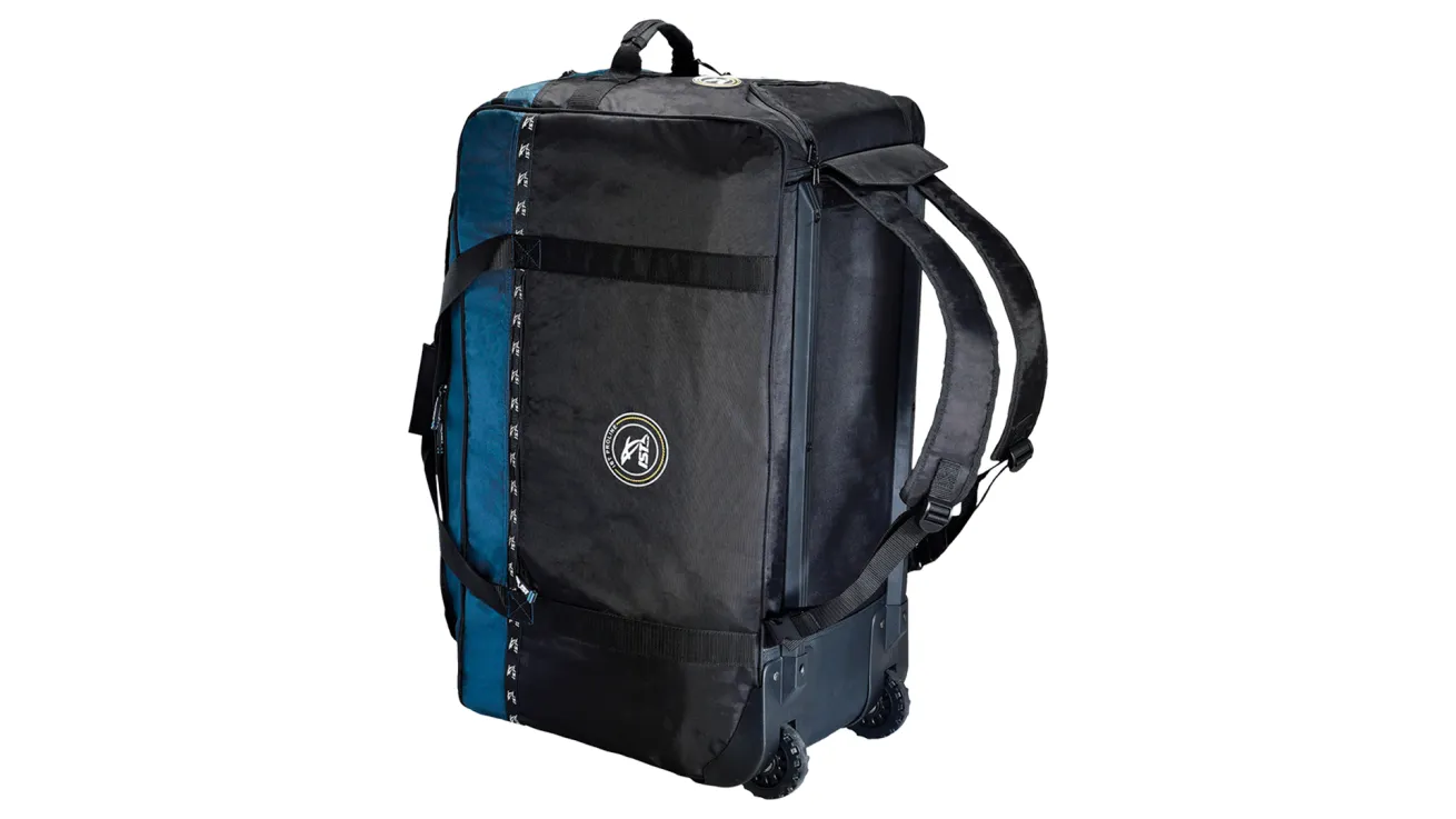 Best 11 Dive Roller Bags of 2025 Reviewed | Scuba Diving