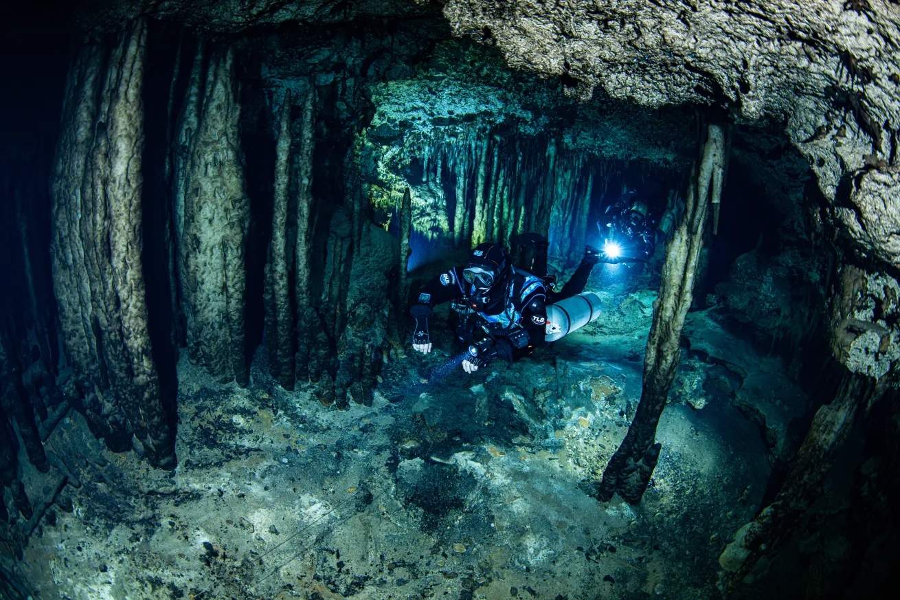 Understanding the Bahamas' Underwater Cave System | Scuba Diving