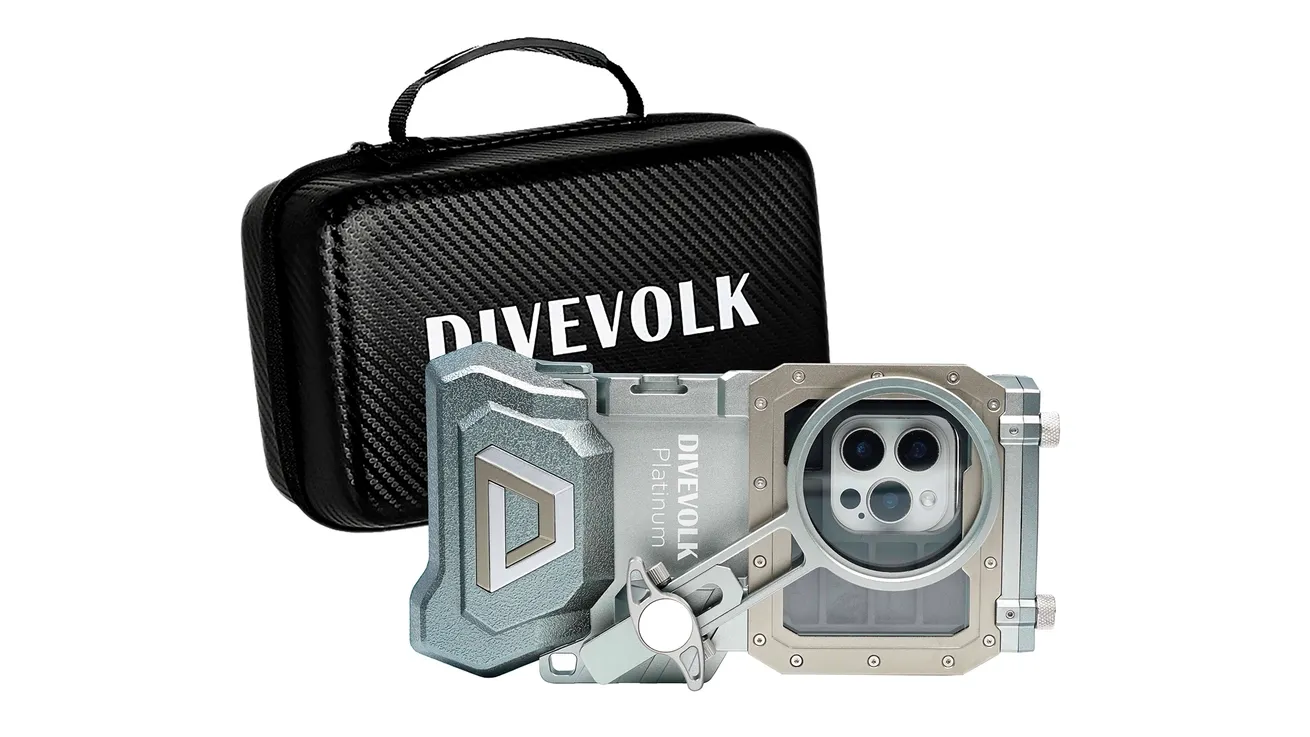DIVEVOLK SeaTouch 4 Max Platinum V2 smartphone housing for underwater photography