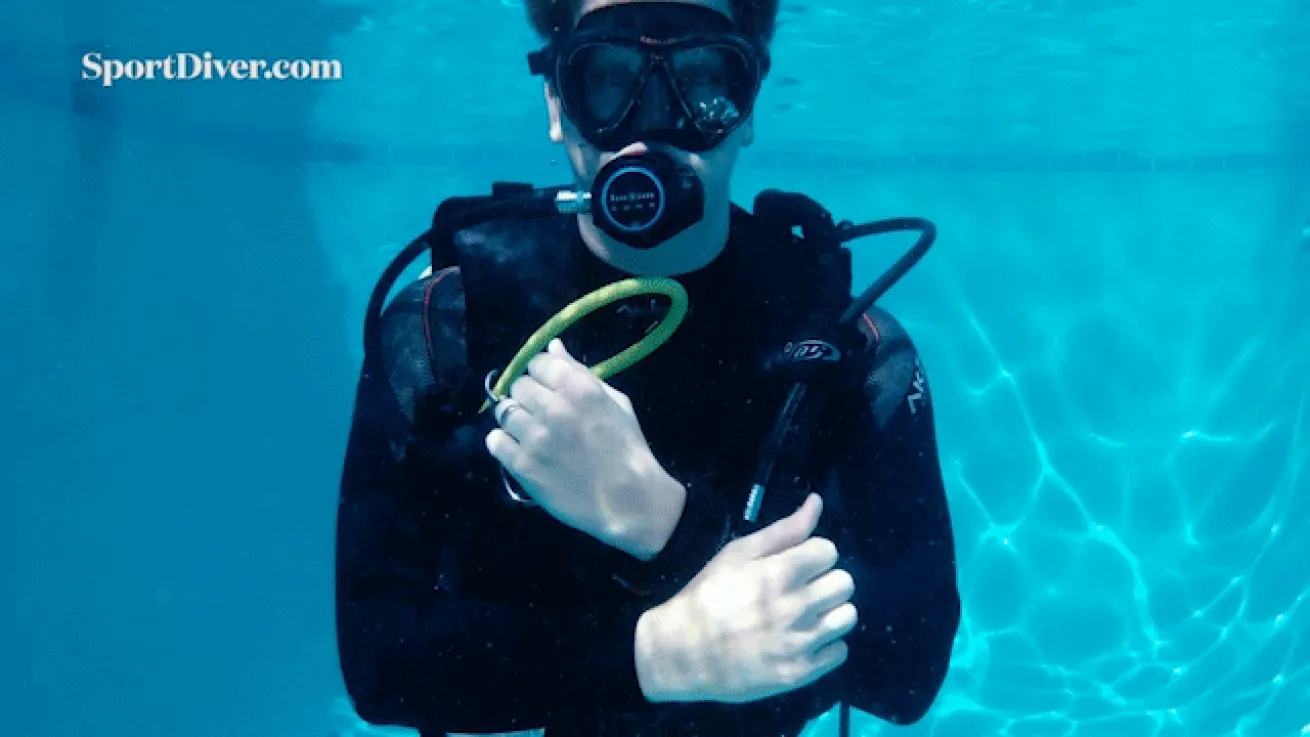 scuba diving hand signals Danger