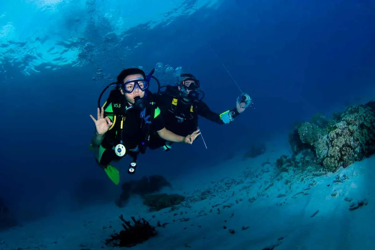 scuba diving children