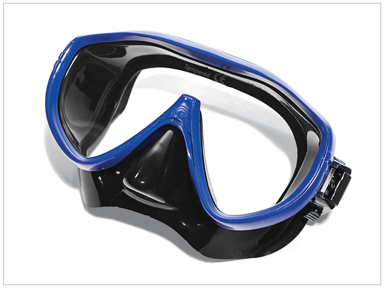 scuba diving masks