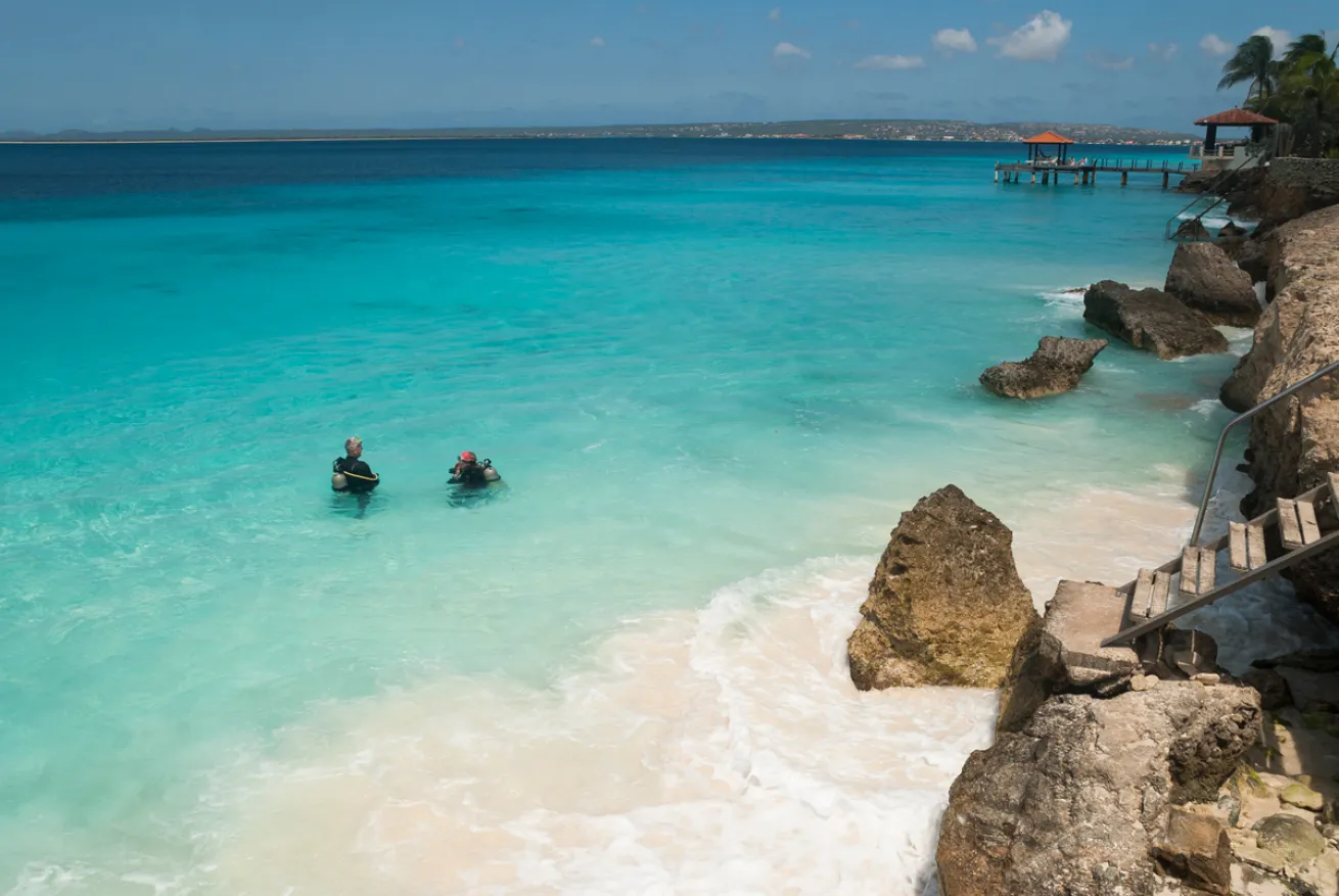 shore diving Bonaire 