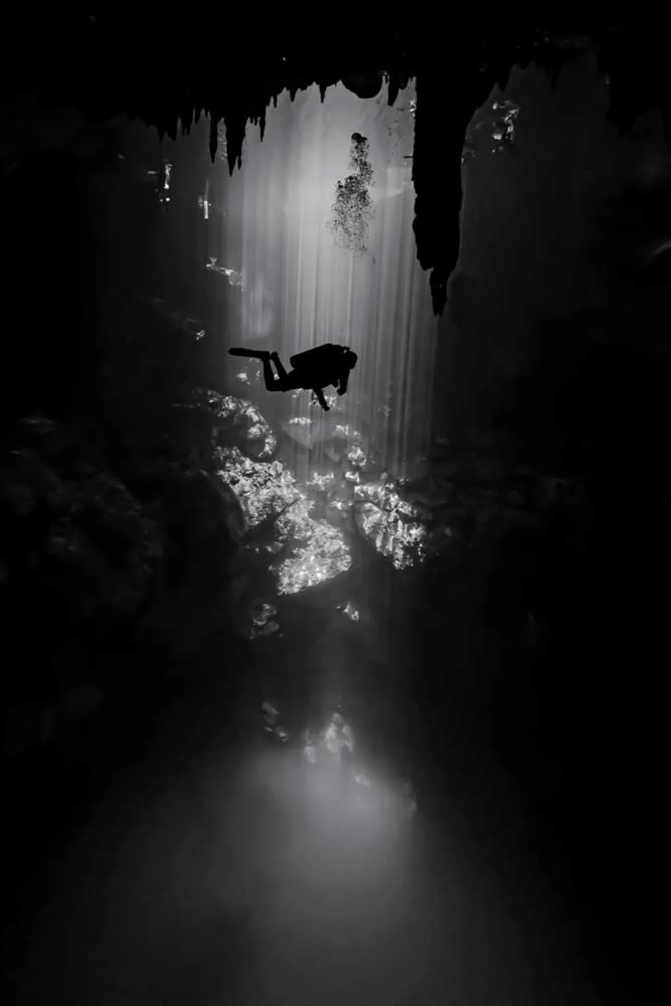 scuba diving cenotes mexico the pit