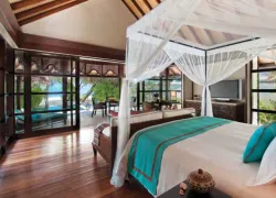  four seasons maldives.jpg.webp