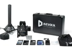 SeaLink_Underwater_Smartphone_Data_Transmitter_edit.jpg.webp