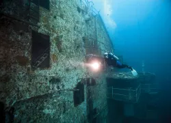 -scu-advanced-dives-diving_uss-oriskany-pensacola-florida.jpg.webp