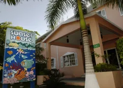 caradonna_sunset_house.jpg.webp