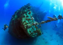 diver-on-a-wreck.jpg.webp