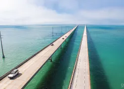 scuba_diving_key_largo_seven_mile_bridge_scd_dd_.jpg.webp