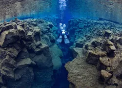 silfra-fissure-crack.jpg.webp