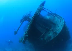 thistlegorm-shipwreck-scuba-diving-red-sea.jpg.webp