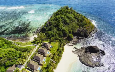 Aerial-Villas-both-beaches--copy.jpg.webp