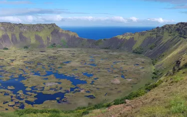 CarrieMillerandChrisTaylor_easter_Island_volcano_panorama_.jpg.webp
