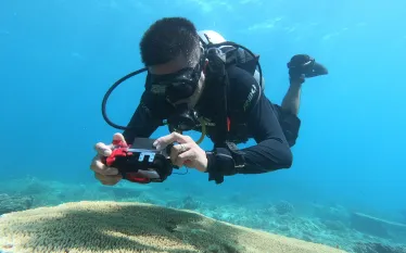 Photographer in neutral buoyancy  Photo credit C Aoibheann.jpg.webp