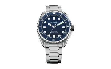 Titan -meter diver E  s watch.jpg.webp
