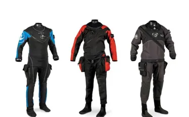 drysuits-over-.jpg.webp