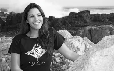scd_seaheroes_andrea-in-ray-of-hope-shirt   .jpg.webp