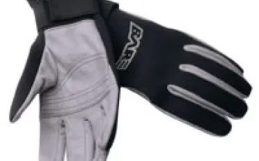 glovesBare_mm.gif.webp