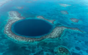 belize-blue-hole-shutterstock_.jpg.webp