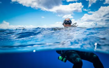 dive-pro-left-by-boat-shutterstock_.jpg.webp