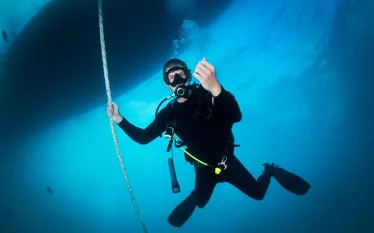 diving_doctor_getting_bent_after_one_dive_thumbnail.jpg.webp