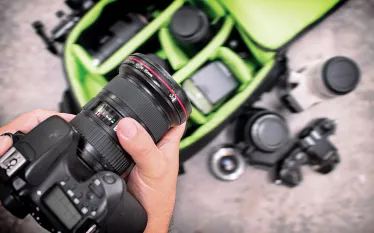 flying-with-photo-gear-dive-hacks.jpg.webp