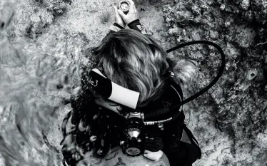 how-to-navigate-underwater.jpg.webp
