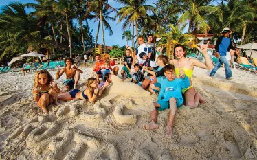 kids-sea-camp--years-group-image-roatan.jpg.webp