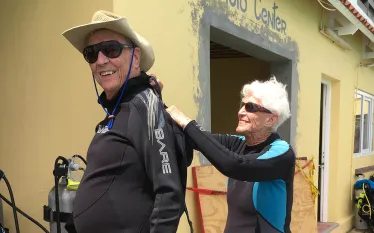 oldest-scuba-divers-teaser.jpg.webp