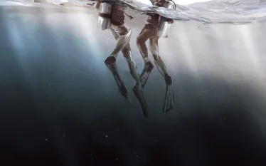 scuba-diving-selfie-stick.jpg.webp
