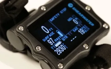 shearwater-perdix-ai-dive-computer-scubalab-video-review-.jpg.webp