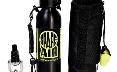 spare_air_.scubadivingmag.march.jpg.webp