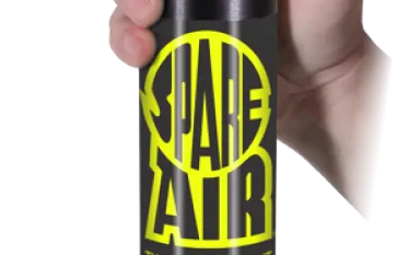 spare_air_hand_at_neck_black_cylinder_xce_.png.webp