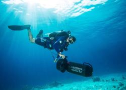 scuba diving bonaire dpv