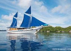 Siren liveaboard scuba diving