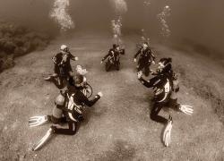 Tobias Friedrich below surface