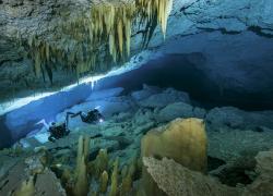 indonesia cave diving